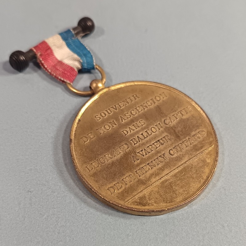 MEDAILLE SOUVENIR DE MON ASCENSION DANS LE GRAND BALLON CAPTIF A VAPEUR DE Mr HENRI GIFFARD 1878 PANORAMA DE PARIS